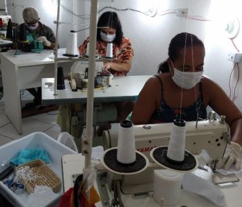 Empreendedor troca loja de praia em Salvador por máscaras a baixo custo durante epidemia do coronavírus